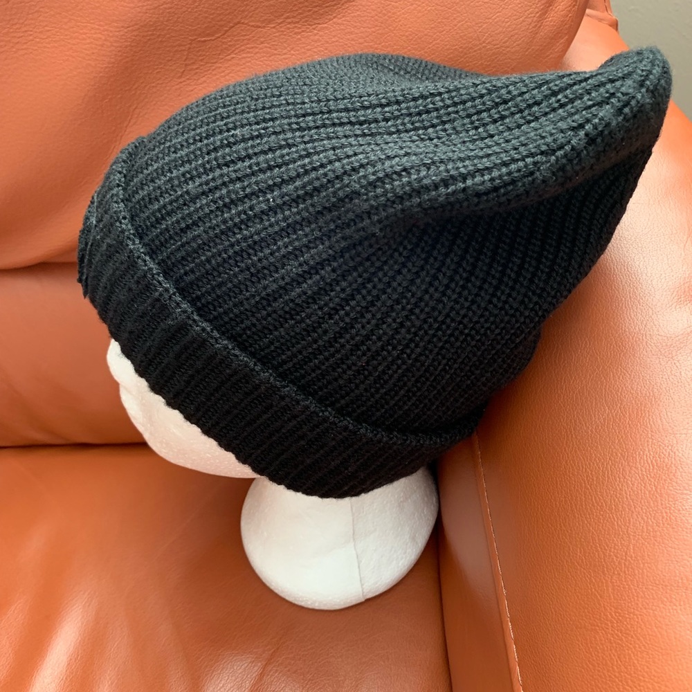Beanie - Picture 4 of 5